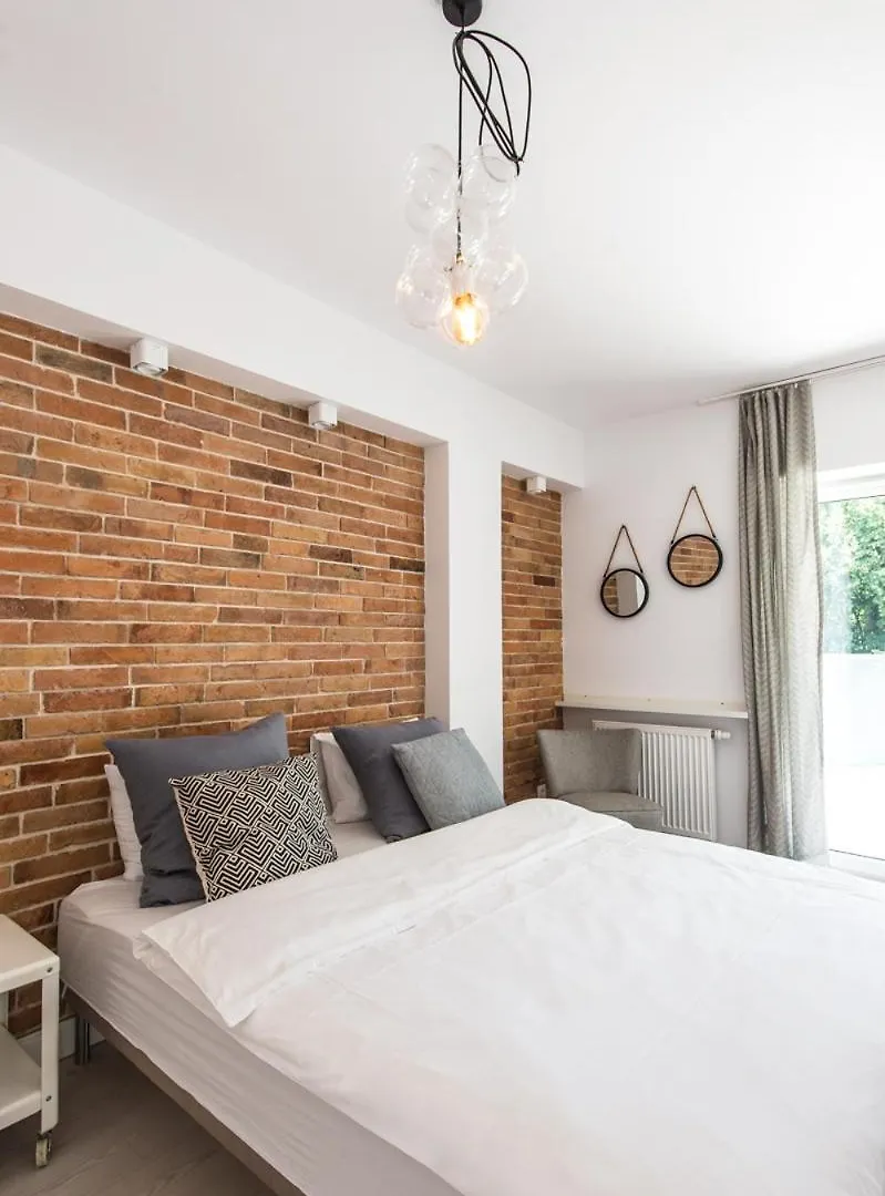 Super-Apartamenty Exotic Poznan 0*,