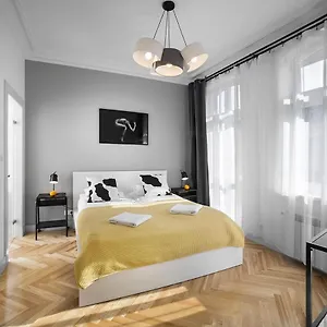 Pomaranczarnia Apartamento